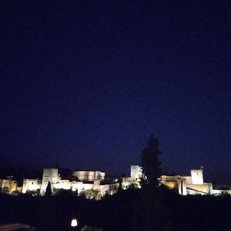 Bonito Ap Centrico Patio Wifi Parking Gratis. Lägenhet Granada Exteriör bild